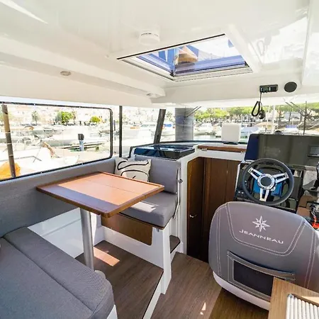Embarcacion Jeanneau Merry Fisher Sport 895 Bicho Ii 船屋